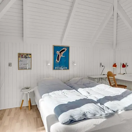 Udder - 1-3km From The Sea By Interhome *
